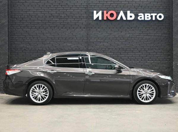 Toyota Camry VIII (XV70) с пробегом 2018 года, цена 2 890 000 рублей, 91386 км, седан, Автокод Объявления