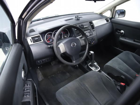 Nissan Tiida I Рестайлинг с пробегом 2010 года, цена 690 000 рублей, 204976 км, седан, Автокод Объявления