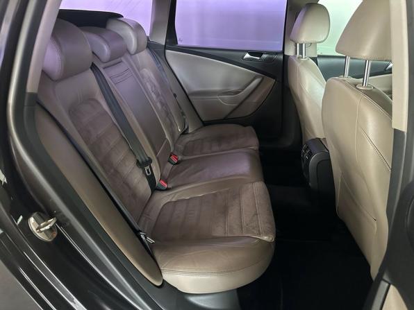 Volkswagen Passat B6 с пробегом 2008 года, цена 647 000 рублей, 309365 км, универсал, Автокод Объявления