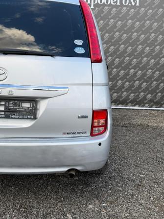 Toyota ISis I Рестайлинг с пробегом 2010 года, цена 1 050 000 рублей, 121300 км, минивэн, Автокод Объявления
