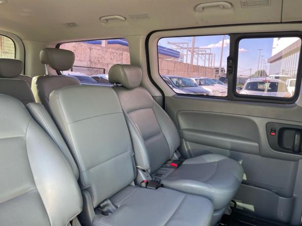 Hyundai Grand Starex I с пробегом 2013 года, цена 2 220 000 рублей, 199000 км, минивэн, Автокод Объявления