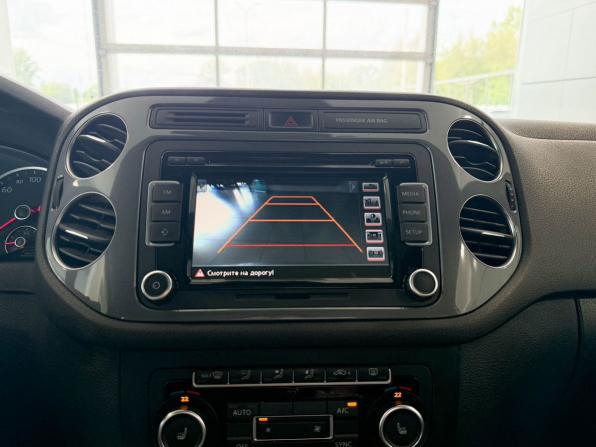 Volkswagen Tiguan I Рестайлинг с пробегом 2014 года, цена 1 575 000 рублей, 300743 км, внедорожник, Автокод Объявления