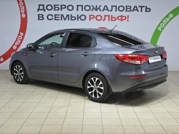 Kia Rio III Рестайлинг с пробегом 2016 года, цена 990 000 рублей, 211000 км, седан, Автокод Объявления
