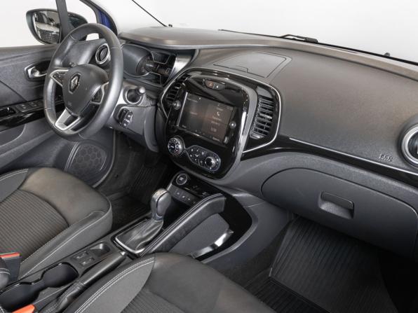 Renault Kaptur I Рестайлинг с пробегом 2021 года, цена 1 760 000 рублей, 32124 км, внедорожник, Автокод Объявления