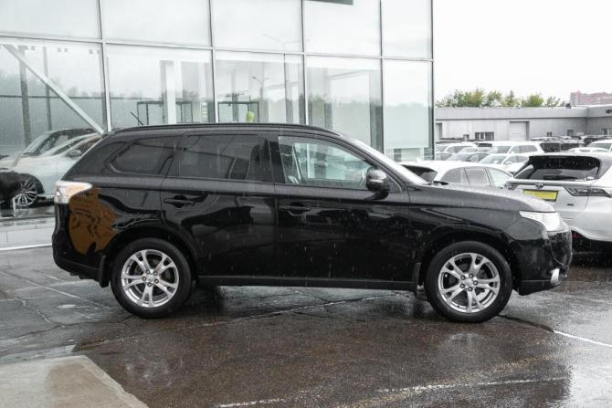 Mitsubishi Outlander III с пробегом 2013 года, цена 1 298 000 рублей, 228300 км, внедорожник, Автокод Объявления