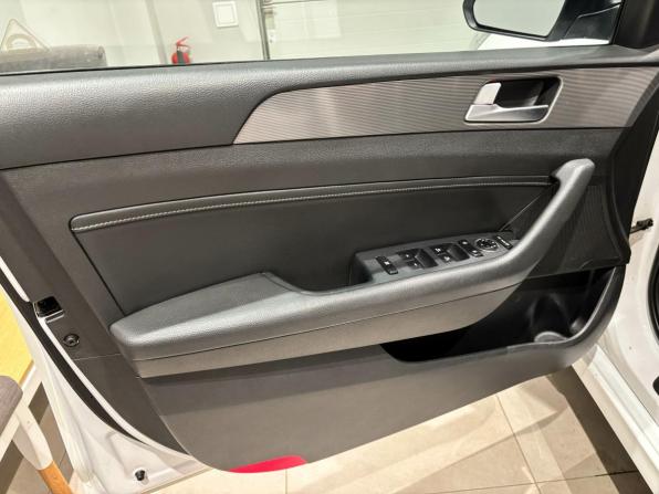 Hyundai Sonata VII (LF) Рестайлинг с пробегом 2019 года, цена 1 913 658 рублей, 110097 км, седан, Автокод Объявления