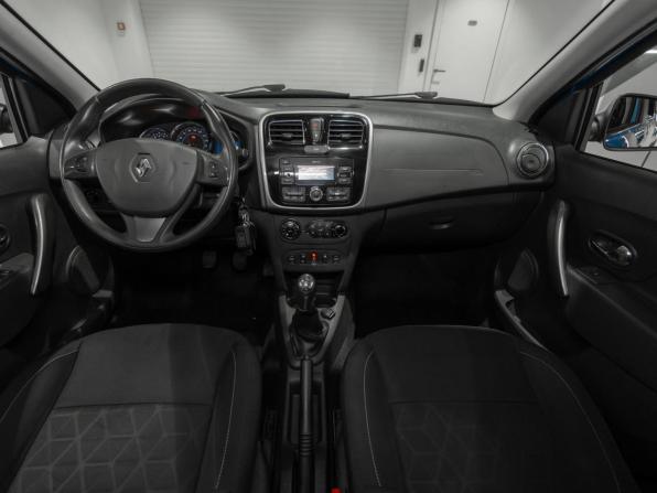Renault Sandero II с пробегом 2018 года, цена 995 000 рублей, 101981 км, хэтчбек, Автокод Объявления
