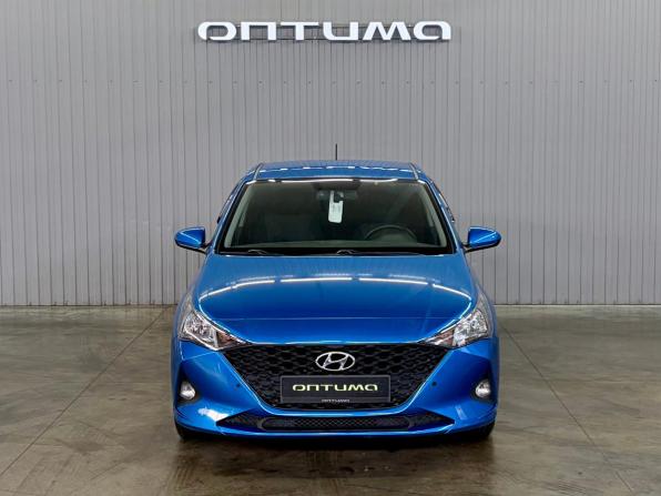 Hyundai Solaris II Рестайлинг с пробегом 2020 года, цена 1 697 000 рублей, 66000 км, седан, Автокод Объявления