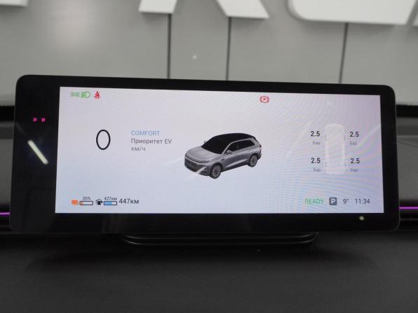 Exeed Exlantix ET с пробегом 2025 года, цена 5 879 000 рублей, 6534 км, внедорожник, Автокод Объявления