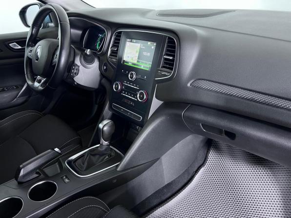 Renault Megane IV с пробегом 2020 года, цена 1 647 000 рублей, 102956 км, универсал, Автокод Объявления
