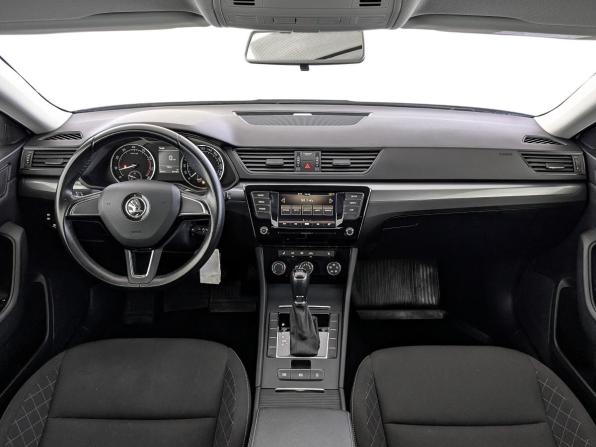 Skoda Superb III с пробегом 2019 года, цена 2 450 000 рублей, 30512 км, лифтбек, Автокод Объявления