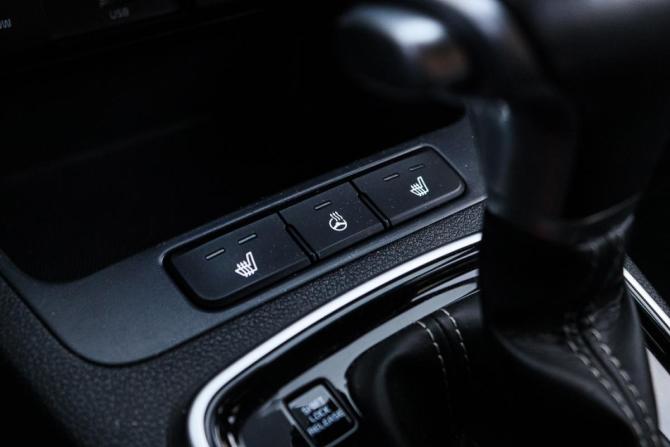 Kia Rio IV Рестайлинг с пробегом 2021 года, цена 2 100 000 рублей, 11373 км, хэтчбек, Автокод Объявления