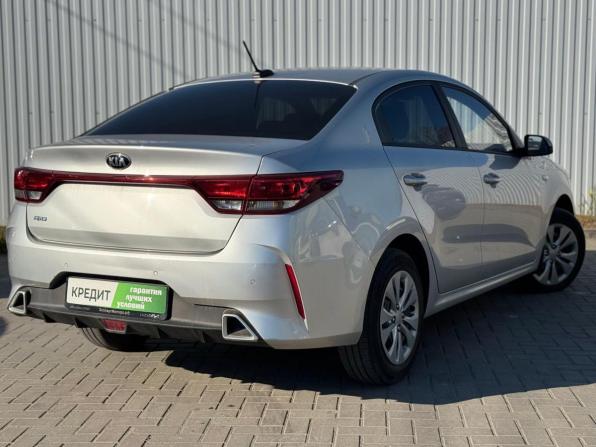 Kia Rio IV Рестайлинг с пробегом 2021 года, цена 1 740 000 рублей, 46000 км, седан, Автокод Объявления