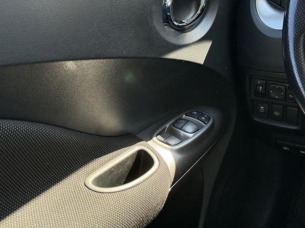 Nissan Juke I с пробегом 2012 года, цена 999 000 рублей, 112521 км, внедорожник, Автокод Объявления