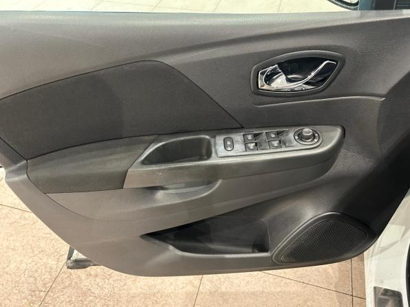 Renault Kaptur I с пробегом 2017 года, цена 1 149 000 рублей, 107514 км, внедорожник, Автокод Объявления