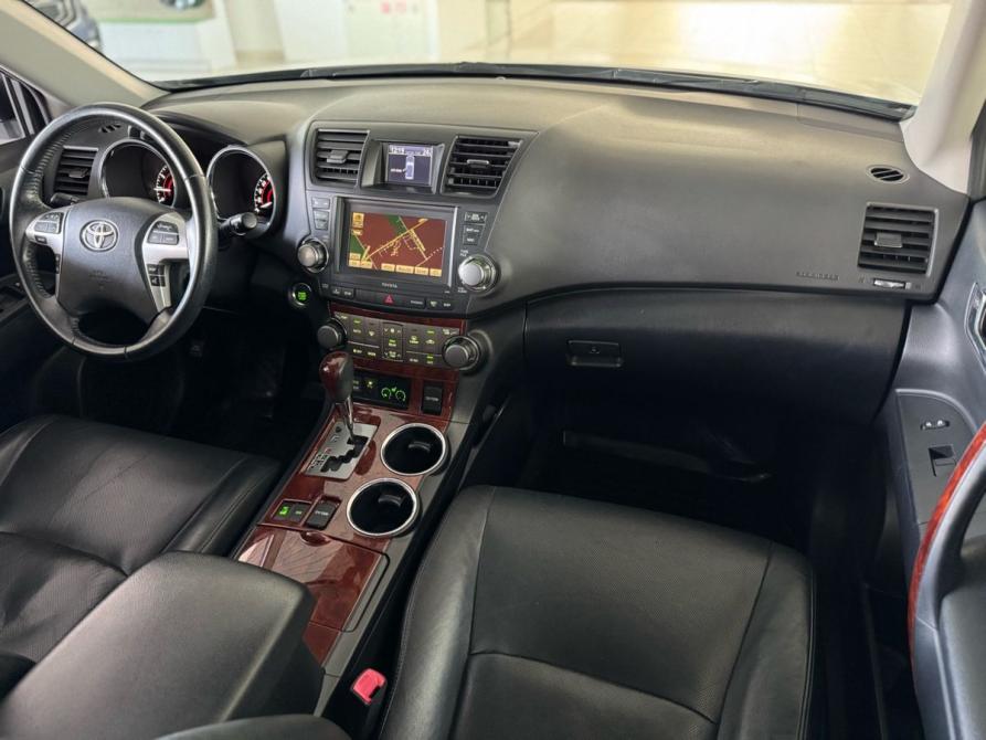 Toyota Highlander II (XU40) Рестайлинг Челябинск  - изображение 26