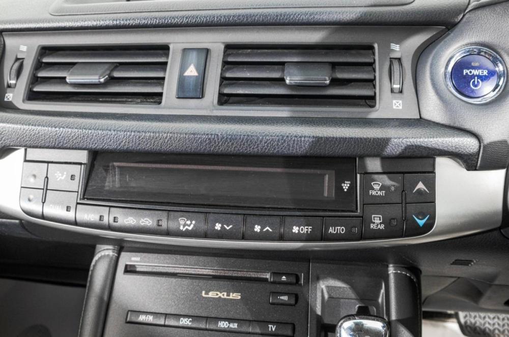 Lexus CT I Барнаул  - изображение 19