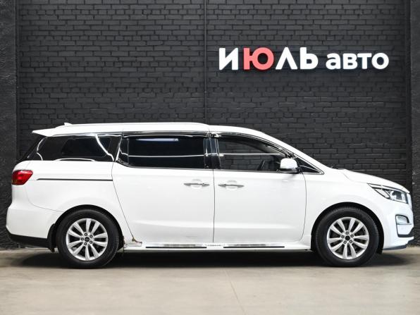 Kia Carnival III с пробегом 2018 года, цена 2 400 000 рублей, 155488 км, минивэн, Автокод Объявления