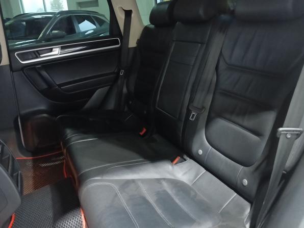 Volkswagen Touareg II Рестайлинг с пробегом 2015 года, цена 1 950 000 рублей, 212000 км, внедорожник, Автокод Объявления