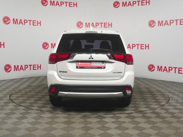Mitsubishi Outlander III Рестайлинг 2 с пробегом 2017 года, цена 2 078 000 рублей, 77789 км, внедорожник, Автокод Объявления
