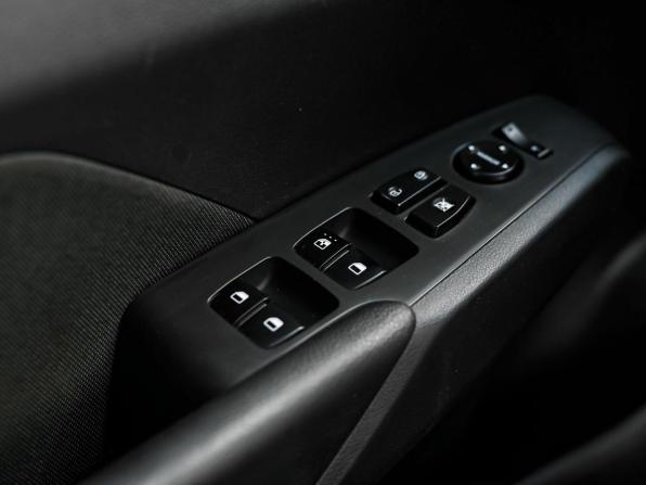 Hyundai Solaris II с пробегом 2019 года, цена 1 000 000 рублей, 187649 км, седан, Автокод Объявления