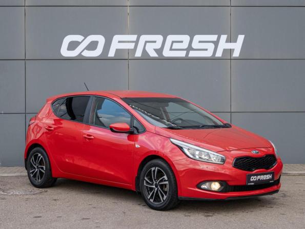 Kia Ceed II с пробегом 2015 года, цена 1 390 000 рублей, 164398 км, хэтчбек, Автокод Объявления