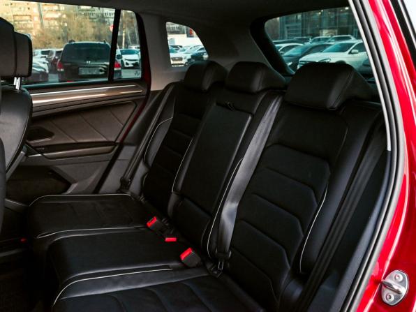 Volkswagen Tiguan II с пробегом 2018 года, цена 2 249 000 рублей, 154581 км, внедорожник, Автокод Объявления