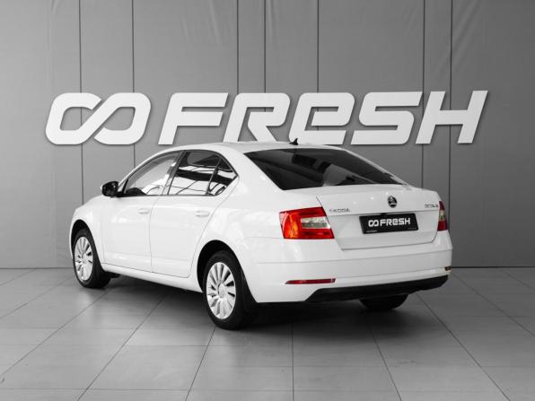 Skoda Octavia III (A7) Рестайлинг с пробегом 2019 года, цена 1 228 000 рублей, 208018 км, лифтбек, Автокод Объявления