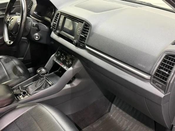 Skoda Karoq I с пробегом 2021 года, цена 2 299 000 рублей, 110000 км, внедорожник, Автокод Объявления