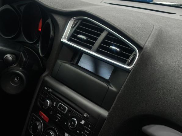 Citroen C4 II с пробегом 2015 года, цена 879 900 рублей, 88000 км, седан, Автокод Объявления