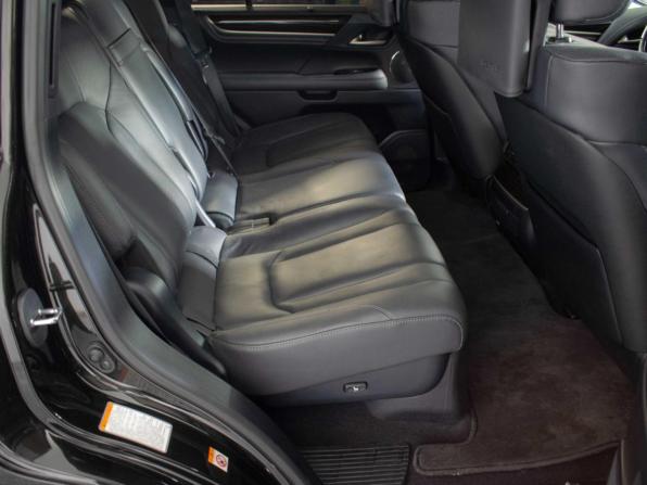 Lexus LX III Рестайлинг 2 с пробегом 2018 года, цена 9 334 277 рублей, 45500 км, внедорожник, Автокод Объявления