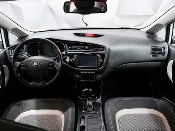 Kia Ceed II Рестайлинг с пробегом 2018 года, цена 1 550 000 рублей, 89291 км, универсал, Автокод Объявления