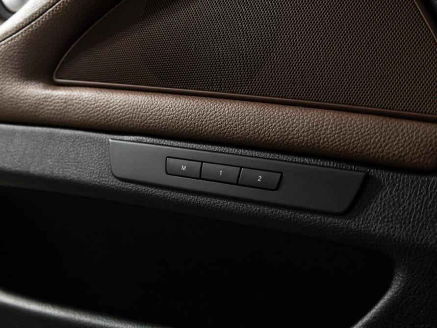 BMW 5 серии VI (F10/F11/F07) Рестайлинг Санкт-Петербург  - изображение 16