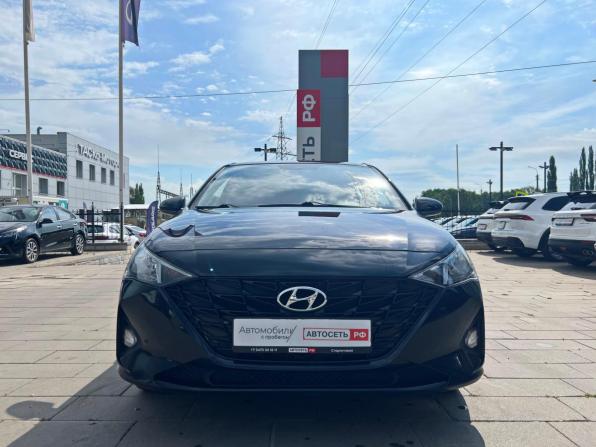 Hyundai Solaris II Рестайлинг с пробегом 2021 года, цена 1 514 000 рублей, 155461 км, седан, Автокод Объявления