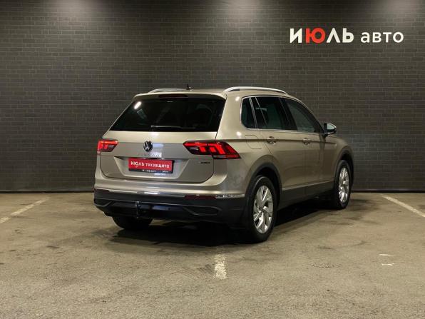 Volkswagen Tiguan II Рестайлинг с пробегом 2021 года, цена 2 750 000 рублей, 145519 км, внедорожник, Автокод Объявления