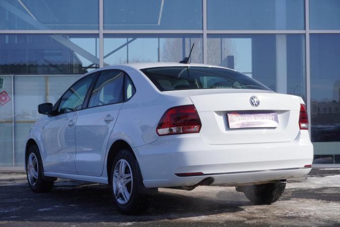 Volkswagen Polo V Рестайлинг с пробегом 2018 года, цена 849 000 рублей, 245992 км, седан, Автокод Объявления