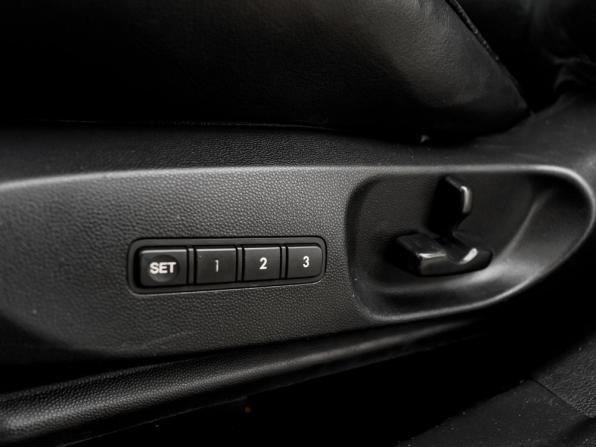 Mazda CX-7 I Рестайлинг с пробегом 2010 года, цена 1 185 000 рублей, 163932 км, внедорожник, Автокод Объявления
