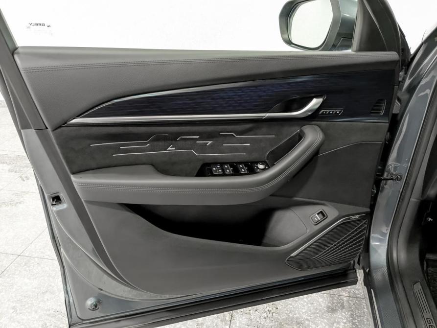 Geely Monjaro I Рестайлинг Москва  - изображение 19
