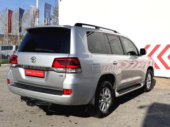 Toyota Land Cruiser 200 Series Рестайлинг 2 с пробегом 2018 года, цена 6 800 000 рублей, 170511 км, внедорожник, Автокод Объявления
