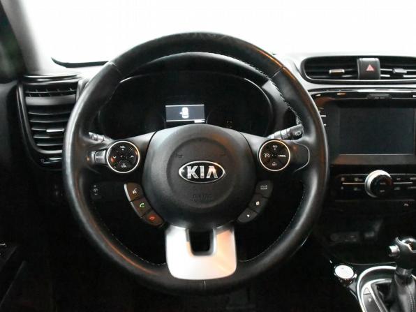 Kia Soul II Рестайлинг с пробегом 2018 года, цена 1 697 000 рублей, 82035 км, хэтчбек, Автокод Объявления
