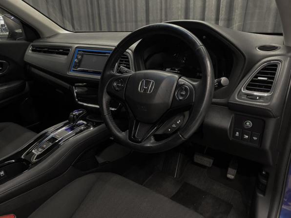 Honda Vezel I с пробегом 2014 года, цена 1 540 000 рублей, 140000 км, внедорожник, Автокод Объявления