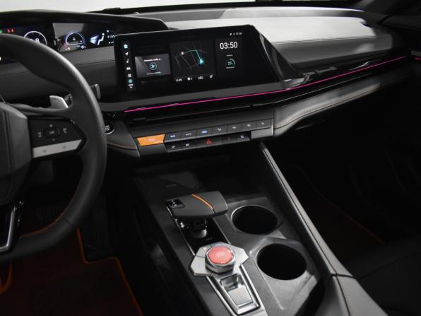 Changan UNI-V I с пробегом 2023 года, цена 2 386 970 рублей, 26519 км, лифтбек, Автокод Объявления