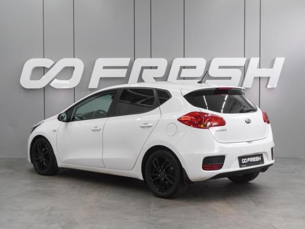 Kia Ceed II Рестайлинг с пробегом 2016 года, цена 1 349 000 рублей, 144313 км, хэтчбек, Автокод Объявления