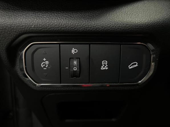 Haval Jolion I Рестайлинг с пробегом 2025 года, цена 2 040 000 рублей, 15000 км, внедорожник, Автокод Объявления