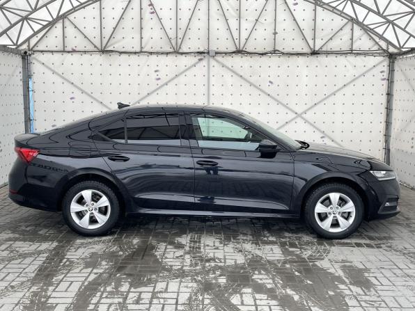 Skoda Octavia IV (A8) с пробегом 2020 года, цена 2 050 000 рублей, 87864 км, лифтбек, Автокод Объявления