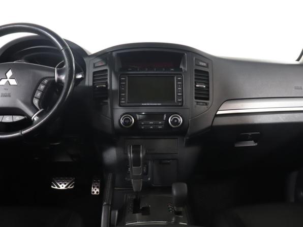 Mitsubishi Pajero IV Рестайлинг 1 с пробегом 2012 года, цена 2 139 000 рублей, 132961 км, внедорожник, Автокод Объявления