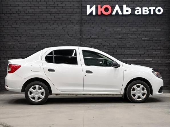 Renault Logan II с пробегом 2018 года, цена 590 000 рублей, 130398 км, седан, Автокод Объявления