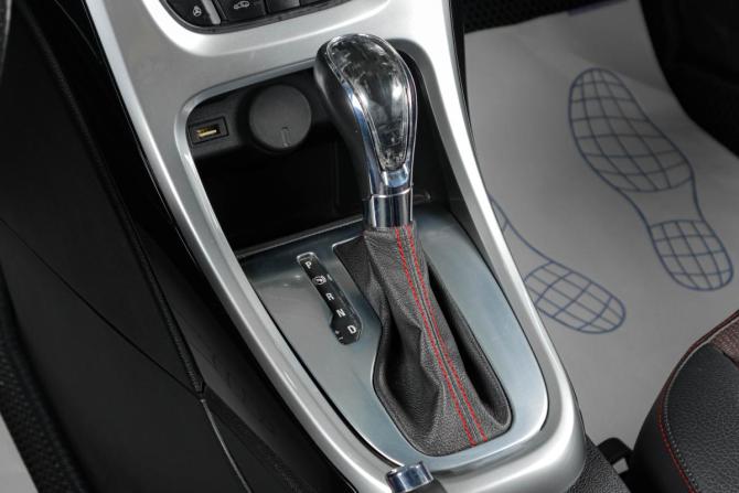 Opel Astra J Рестайлинг с пробегом 2013 года, цена 1 489 000 рублей, 69600 км, хэтчбек, Автокод Объявления