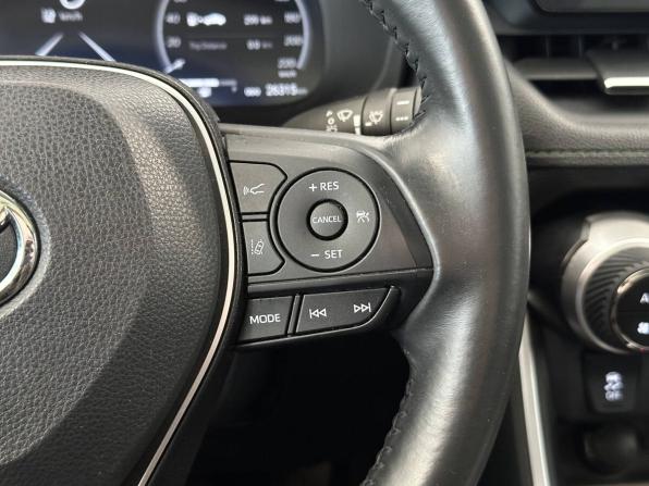 Toyota RAV4 V (XA50) с пробегом 2023 года, цена 3 747 000 рублей, 26315 км, внедорожник, Автокод Объявления