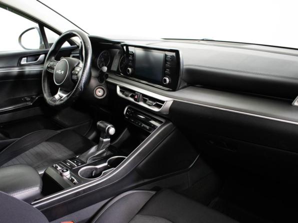Kia K5 III с пробегом 2022 года, цена 1 560 000 рублей, 191000 км, седан, Автокод Объявления